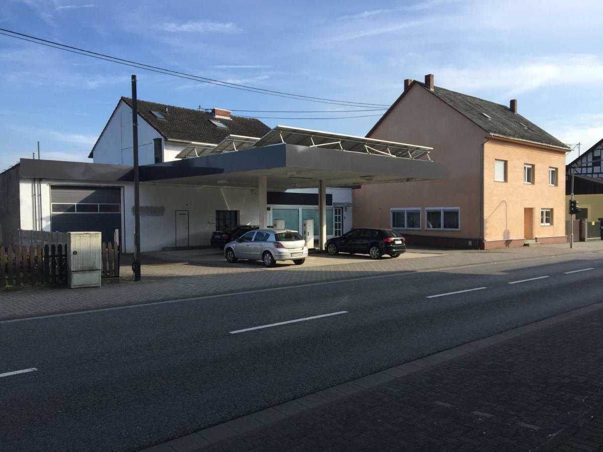StrassenhausAlte Tankstelle公寓 外观 照片