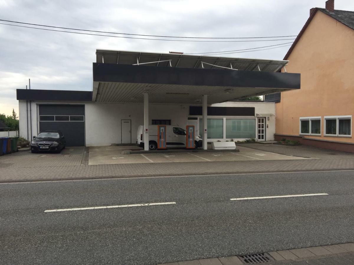 StrassenhausAlte Tankstelle公寓 外观 照片
